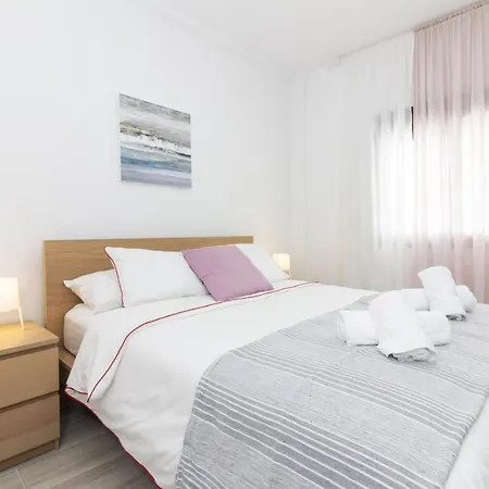 Homeforguest Amplio Apartamento En El Centro De Cruz *