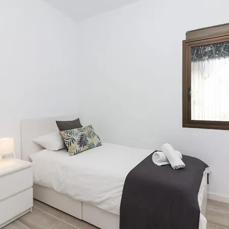 Homeforguest Amplio Apartamento En El Centro De Cruz * Santa Cruz de Tenerife